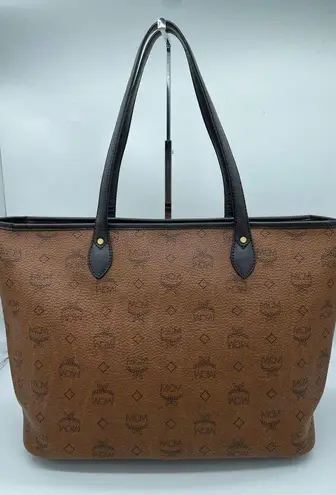 MCM
Visetos Dog Bone
Shopper Tote Brown