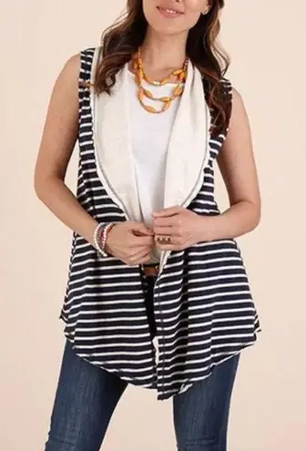 Matilda Jane NWT womens S Full Moon Reversible Cream/Navy+White Sleeveless Vest