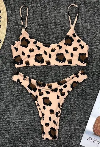 Boutique Cheetah print cheeky bikini