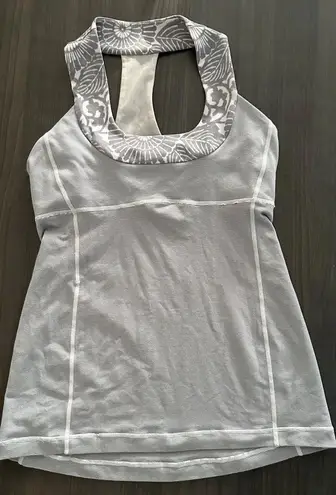 Lululemon  Vintage White / Gray Striped Floral Shelf Bra Halter Tank Top Size 6 - Image 1