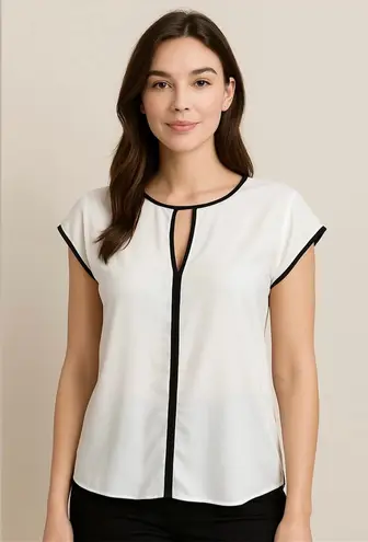 Tommy Hilfiger NWT Newport white blouse Sz M 