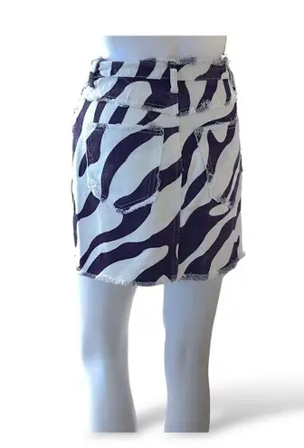 SheIn  Zebra Print Mini Skirt XS – Trendy Y2K, High-Waisted Denim, Distressed Hem