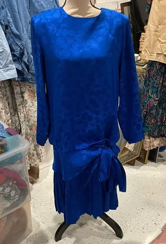 Vintage 80’s blue floral silk drop waist Pat Argenti giant bow tie pleated dress Size 8