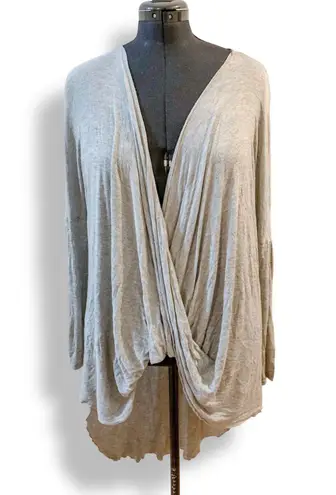 New York And Company Gray Twisted Hi Low Long Sleeve Top