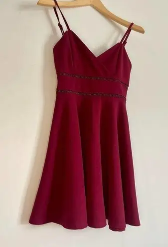 Jun & Ivy  Maroon Dress Size Small​​​​​​​​​​