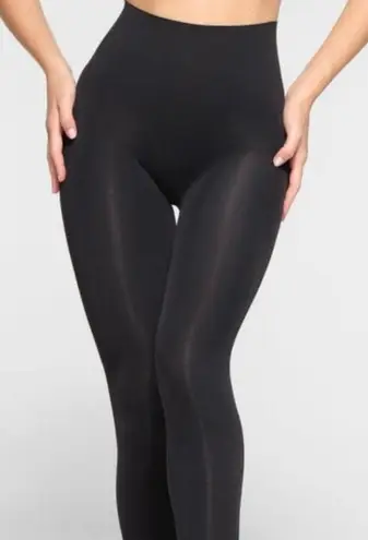 SKIMS NWT SOFT SMOOTHING SEAMLESS LEGGING ECLIPSE XS