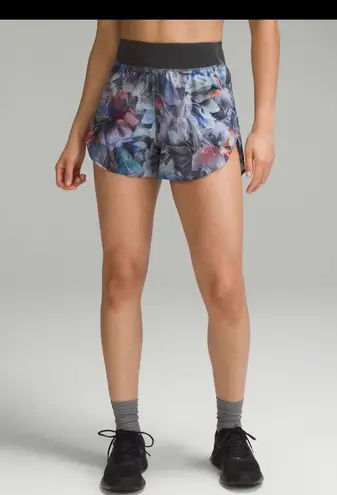 Lululemon NWT  Fast and Free Reflective High-Rise Classic-Fit Short 3" LU… - Image 3