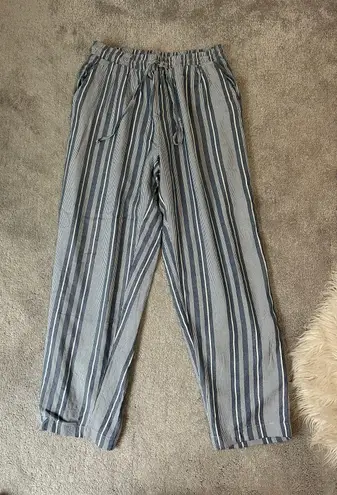 American Eagle Outfitters Flowy Pant