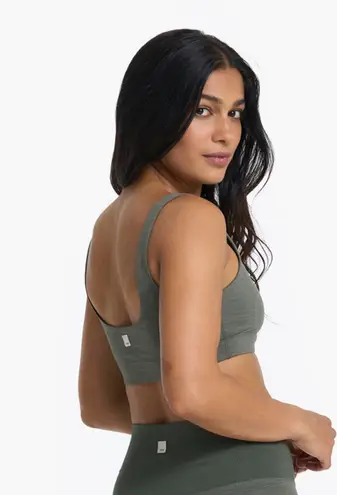 Vuori Lux Rib Daily Sports Bra
