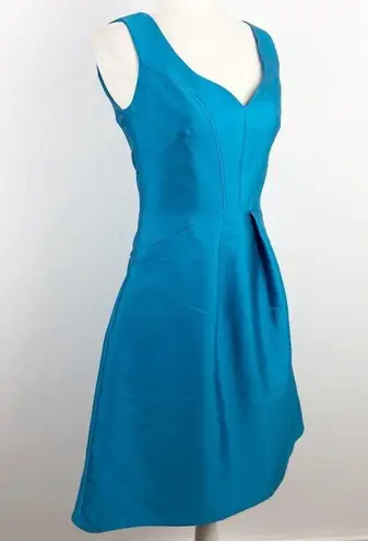 NEW Hilton Hollis Blue Mini Dress Pleated Sleeveless Cocktail Aquamarine Size 2