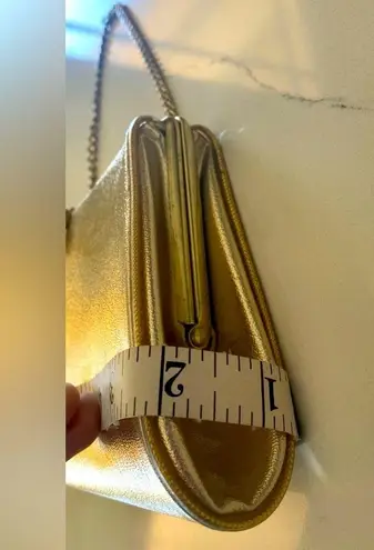Vintage Metallic Gold Evening / Special Occasion Clutch Purse Handbag Wristlet