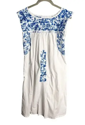 Mi Golondrina Flores Short Dress Cielo Mexicano Size XS White Blue Embroidered
