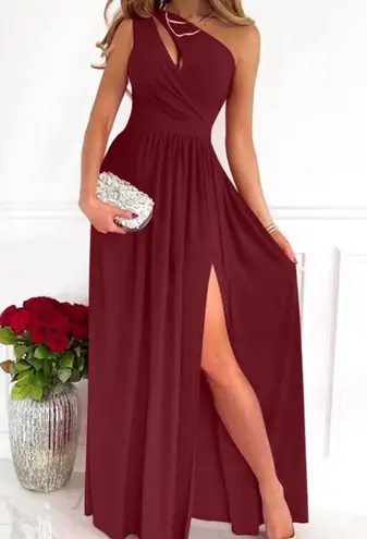 NWT BTFBM Red Stretchy One Shoulder Cut Out Leg Slit Maxi Dress Size L Size L