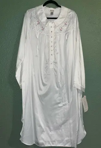 NEW Vintage Barbizon nursing gown • maternity • embroidered flowers • deadstock Size XL