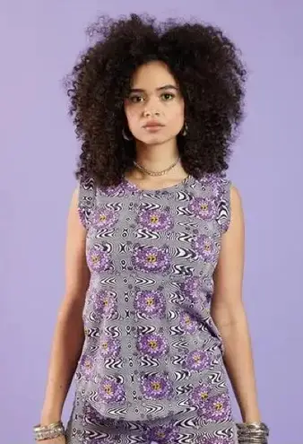 Nooworks Muscle Tee Haze Print Size XL Floral Psychedelic Print Women Tank Top