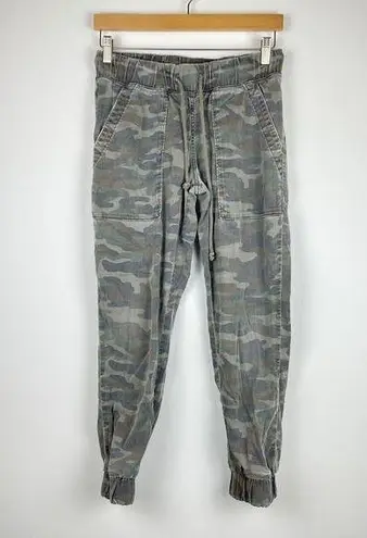 Bella Dahl  Distressed Camo Jogger Pants - Size XS