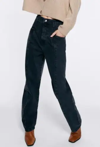 ZARA NWT   PREMIUM QUINN PLEATED STRAIGHT JEANS