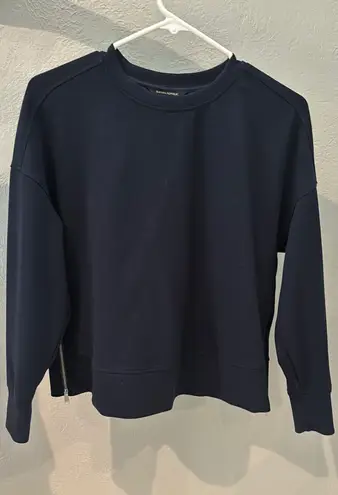 Banana Republic Crewneck