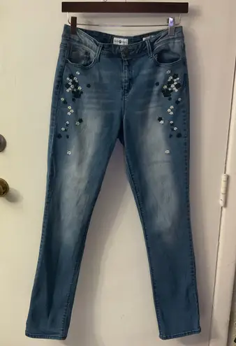 Black Daisy Kate Straight Leg Floral Embroidered Jean Size 9/29
