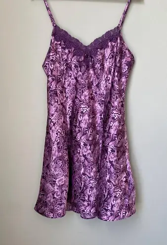 VTG Sophia by Delicates Women's Medium Satin Lace Floral Slip Dress Nightgown Purple
