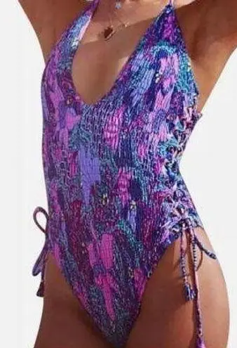 Victoria's Secret Victoria Secrets “Secret Smocked” one piece swimsuit size Small