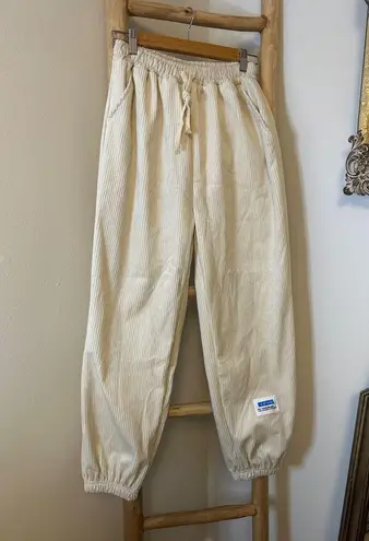 STONE ISLAND WOMENS CREAM CORDOROY JOGGERS RARE NWT!!! Size L