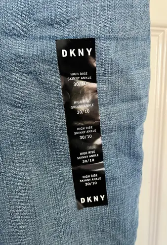 DKNY Jeans