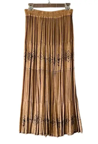 Magic Vintage 3 piece Rayon Embroidered Floral Crinkle effect Skirt Set. Free Size.