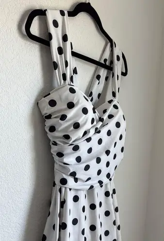 Black and White Asymmetrical Sweetheart One Piece Size XL