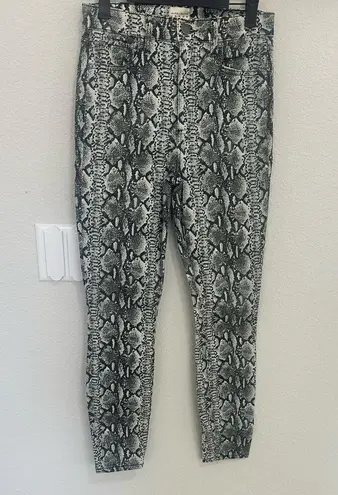 Alice + Olivia  Jeans Good High Rise Skinny Jeans Snake Print Black White size 27