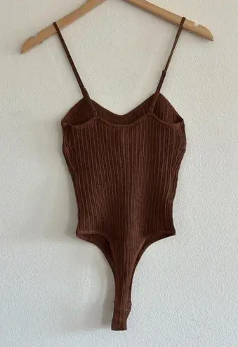 SKIMS Sheer Knit Cami Bodysuit in Bison, Size Medium