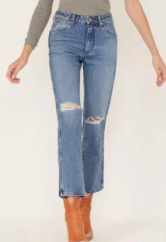 Wrangler NWT  Wild West 603   High Rise Distressed Cropped Straight Jeans Crop