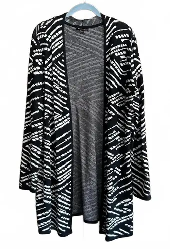 BY Design Women's Black and White Patterned Sweater Cardigan, Size L Size L - Image 1
