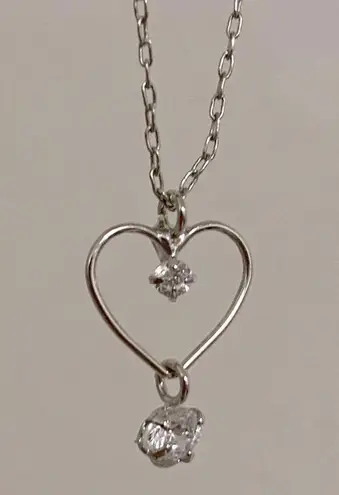Delicate Silver Heart Pendant Necklace