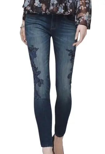 White House | Black Market  Jeans Wmns 4 Dark Wash Embroidered Appliqué Floral Skin