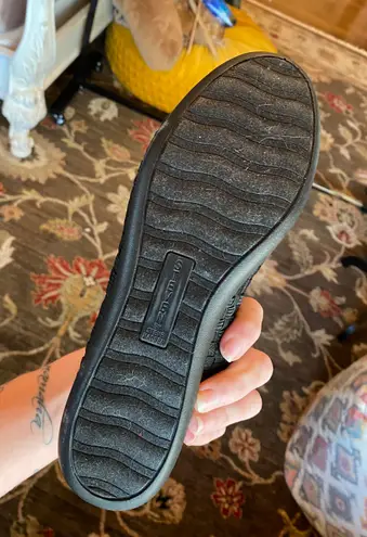 Unique Flat Shoes Size 9