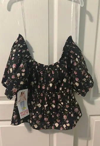 Celebrity Pink Off the shoulder black floral baby doll top