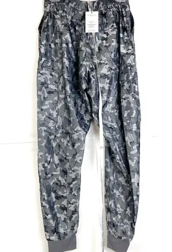Mistress Rocks Lingua Gray Camo Jogger Parachute Pants Medium NWT