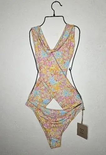 Stone Fox Swim  Azalea One Piece in Flower Fields Size XL