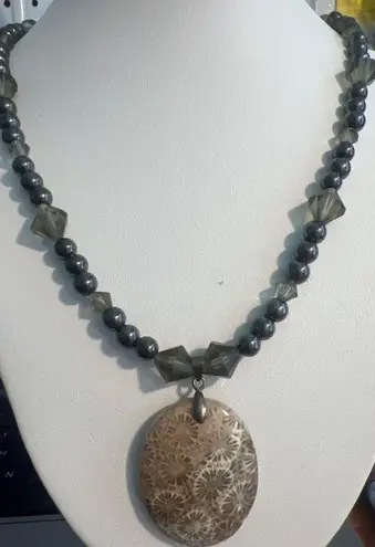 Vintage Fossil Coral Pendant Necklace Hematite Smoky Quartz Beads Estate 18" Gray