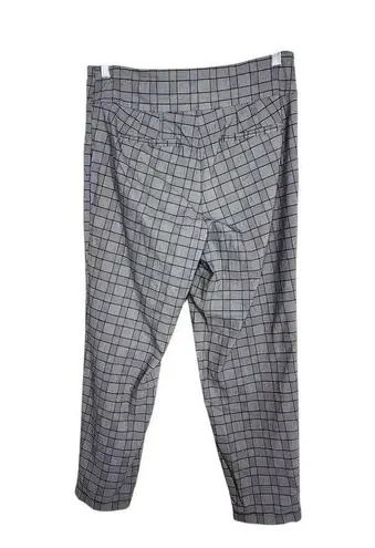 Soho Apparel Gray Plaid Pull-on Pants Size 1X Plus Size Plaid Cropped Pants