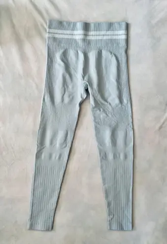 Light Grey Athletic Leggings Gray