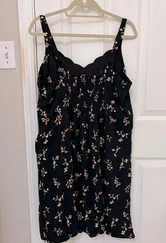 Market & Spruce Beatriz Scalloped Floral Print Dress with Smocked Back