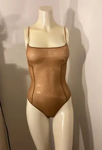 SKIMS Size Medium Glissenette Chai Scoop Neck Sheer Bodysuit Shimmery Golden