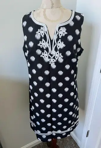 Charlie Paige Women's Medium NWT Black & White Dress