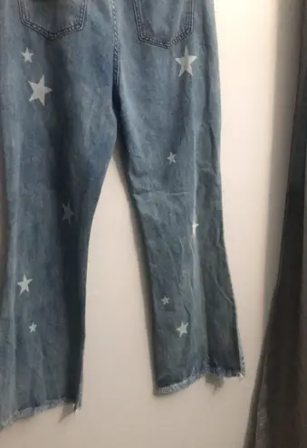 Nasty Gal S.O.N.G VINTAGE FLARE DISTRESSED STARS FRY HEM JEANS