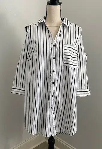 Unique spectrum Monochrome Striped Shirt XL White Black Cold Shoulder Button Up