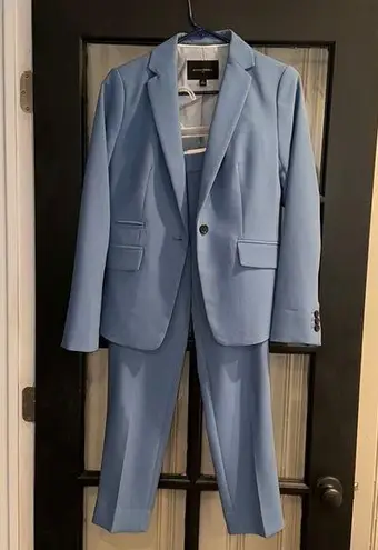 Banana Republic  blue Avery suit! Jacket is size 2, pants size 0