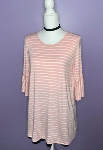 Reborn J Boutique Pink and White Bell Sleeve Top
