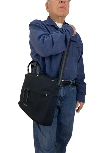 Sherpani Laptop Travel Crossbody Bag Unisex Black Lightweight